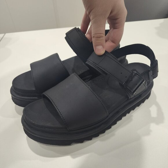 Dr. Martens Voss sandals - Picture 2 of 9